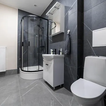 Townline Apartment *